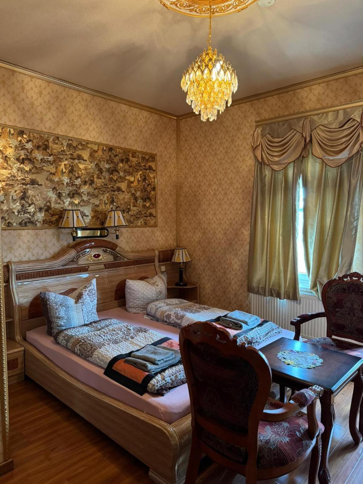 Hotel Com Viet Oschatz Eksteriør billede
